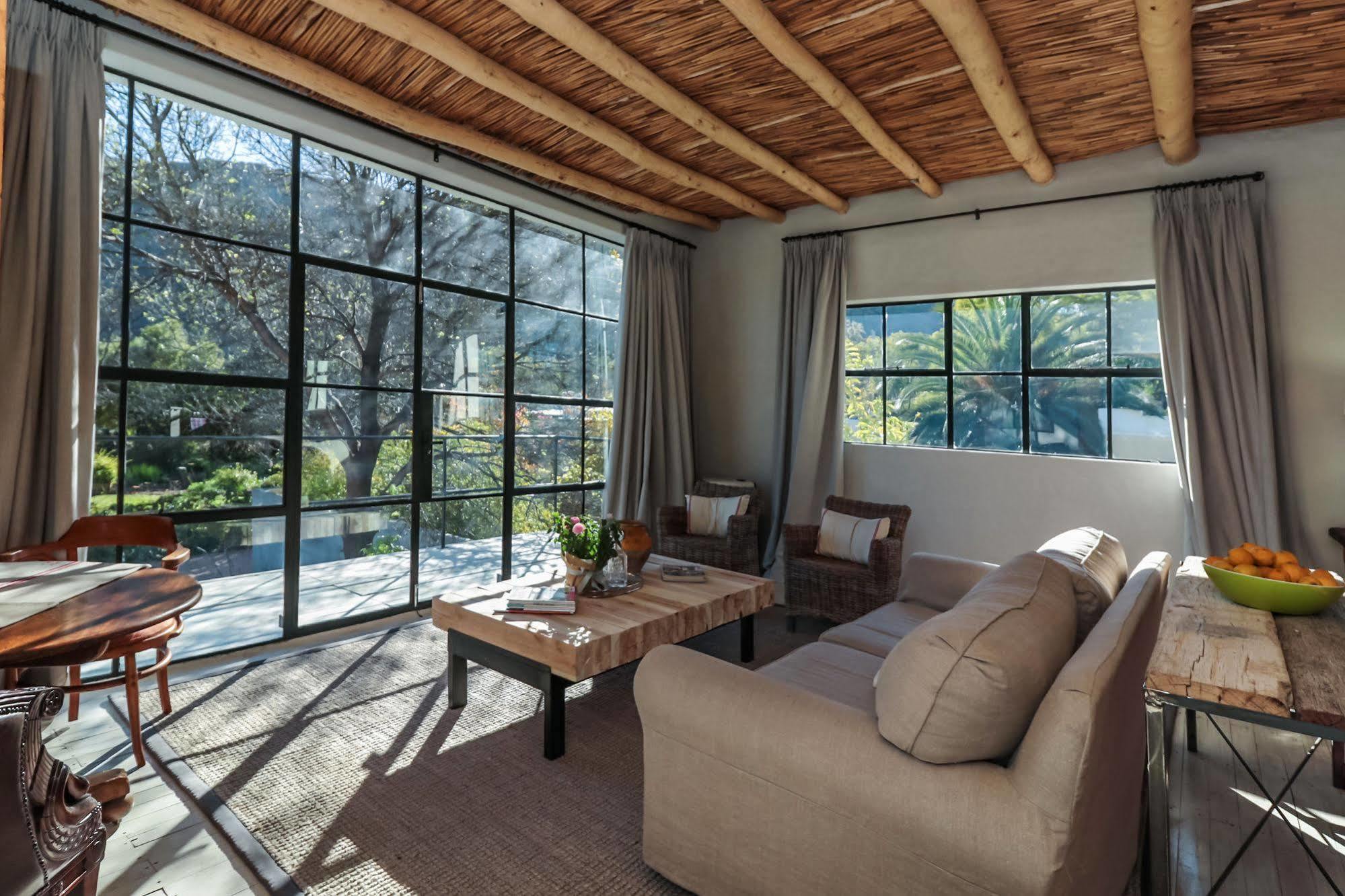 مبيت وإفطار Graaff-Reinet The Whyte House المظهر الخارجي الصورة